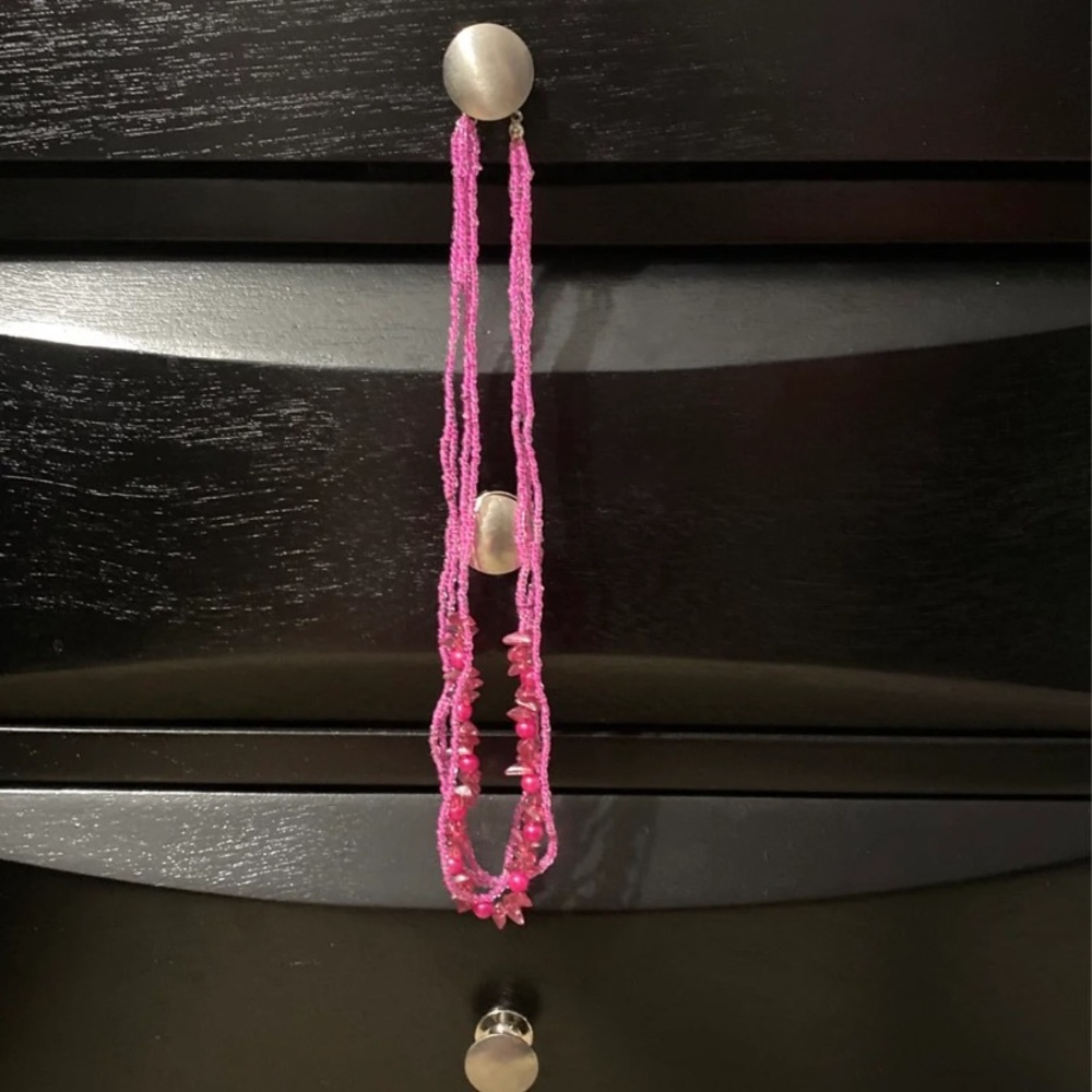 💗Pink beaded necklace